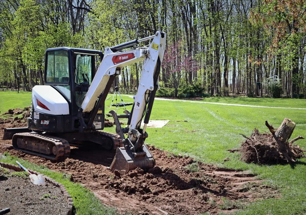 Expert lawn care service experts serving New Oxford, PA - Final Grade Excavation & Tree Service