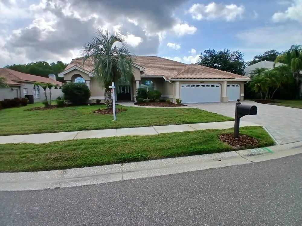 Trusted lawn mowing service in Trinity, FL by Final Residential Detail