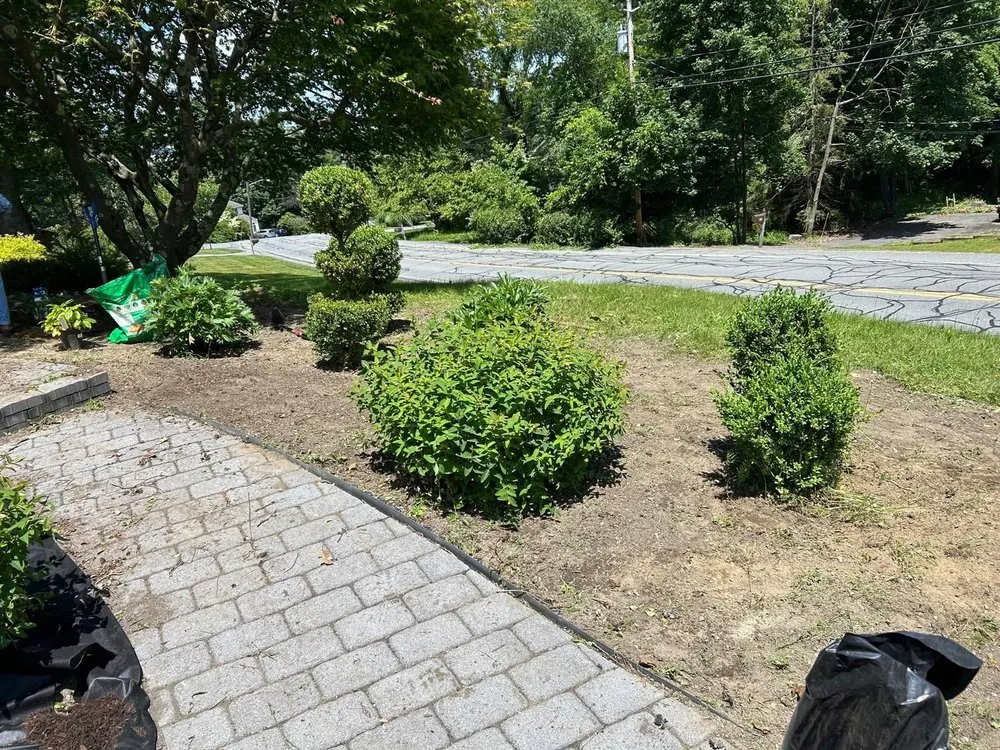 Custom landscape installation experts serving Monroe, NY - Final Touch Landscape and Construction