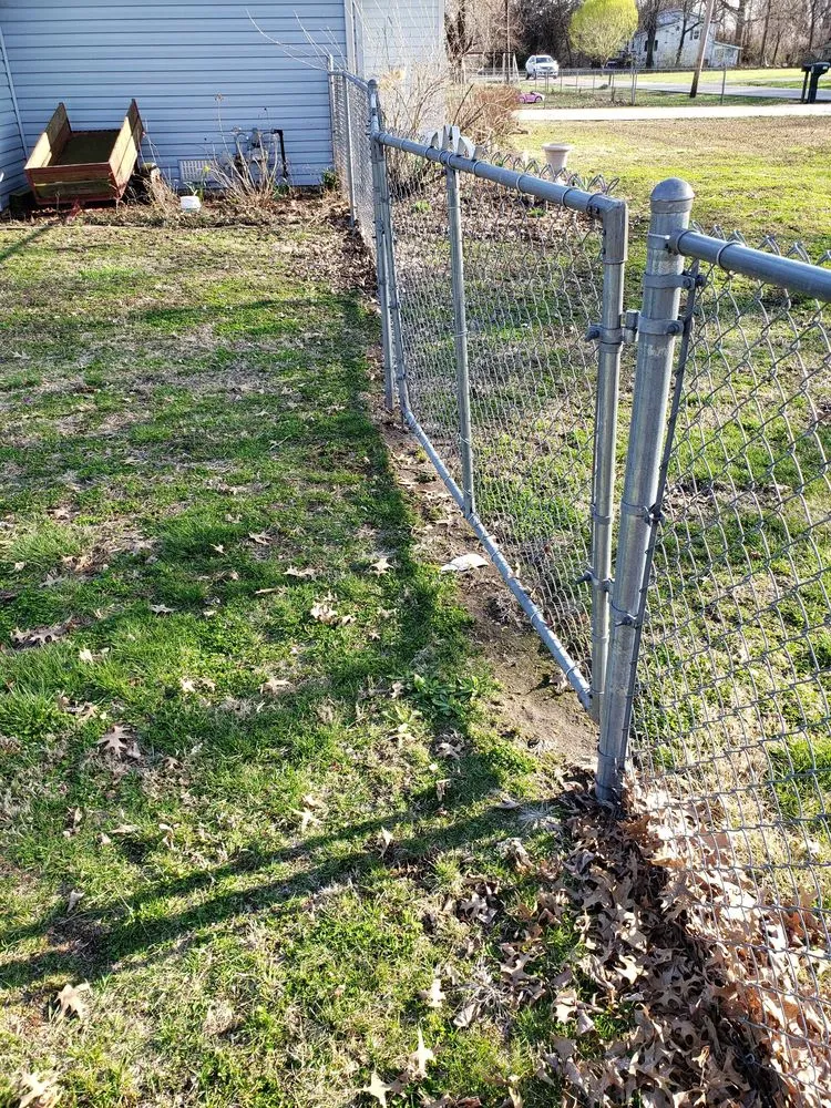 Professional lawn mowing service near you in Granite City, IL by Finazzo's Tree Service