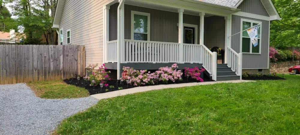 Professional garden landscaping in Flat Rock, NC by Finch's Landscaping