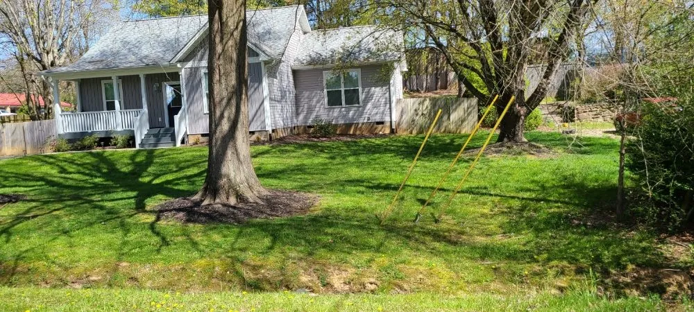 Trusted lawn care service experts serving Flat Rock, NC - Finch's Landscaping