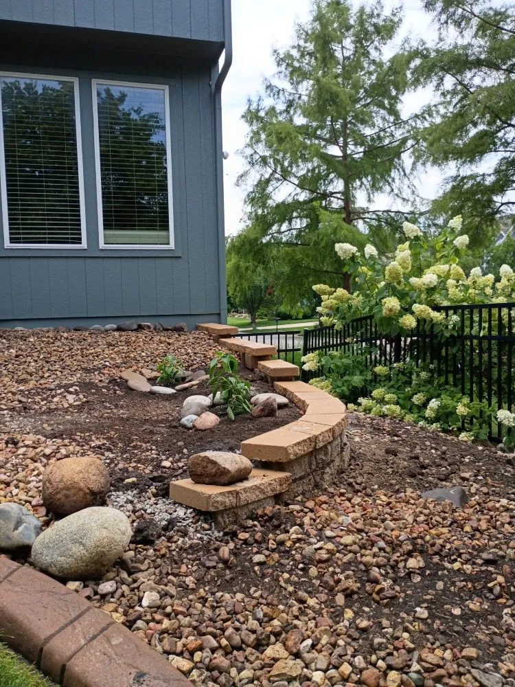 Reliable landscape installation experts serving Hutchinson, KS - Finchs Landscaping