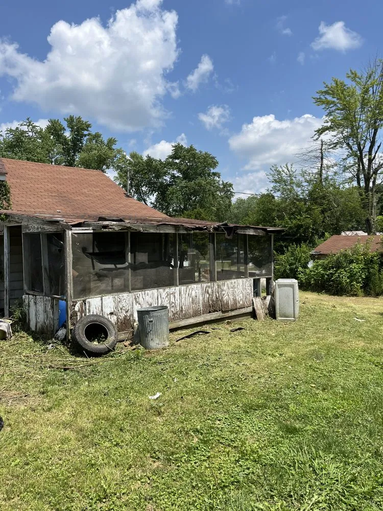 Custom landscape design experts serving Attica, IN - Fine cut lawn care