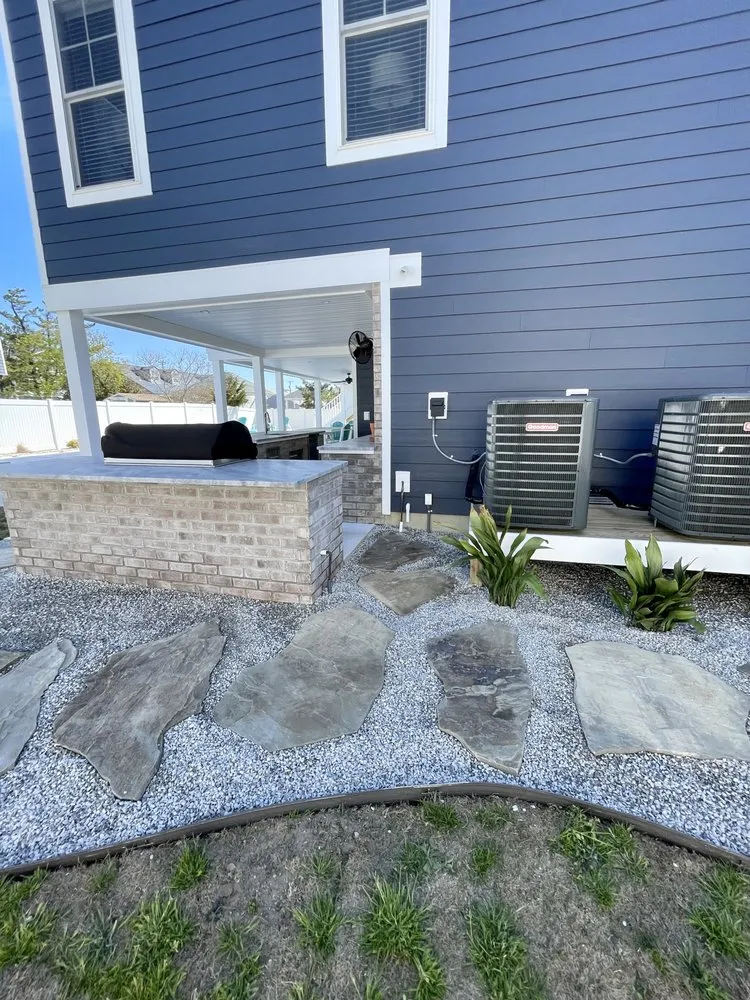 Professional residential landscaping in Virginia Beach, VA - Fine Edge Lawn & Landscaping