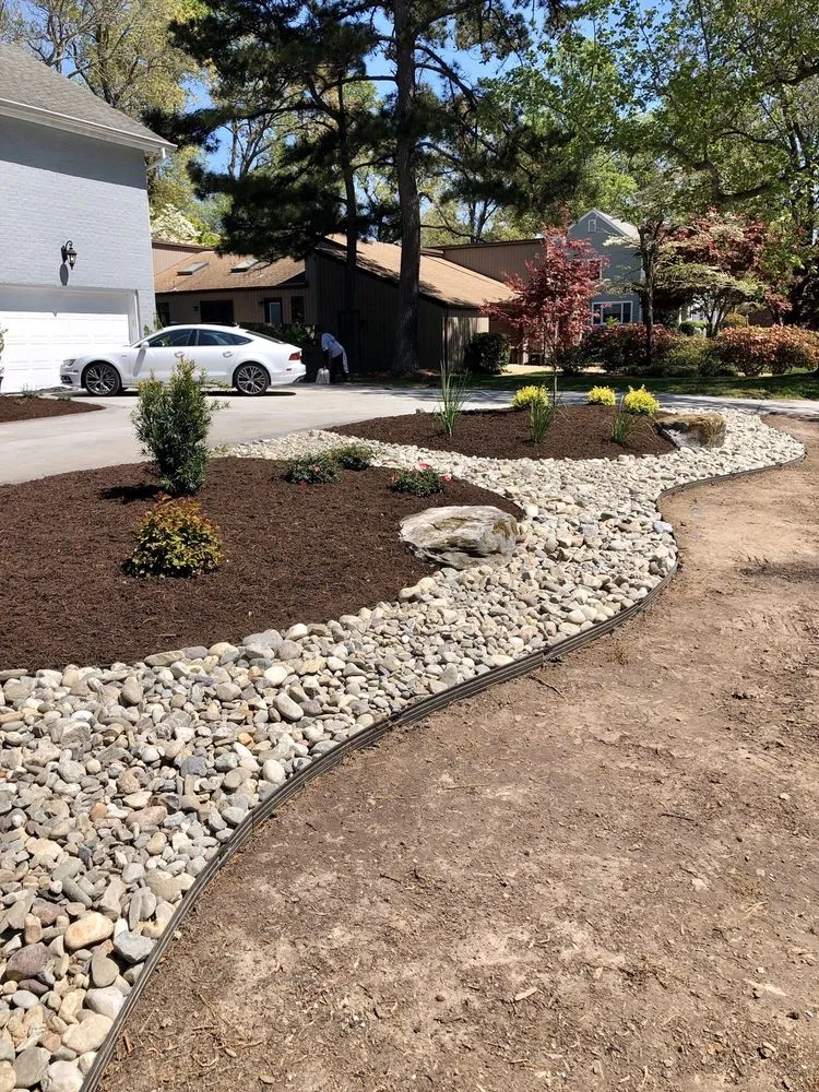 Top-rated landscaping services experts serving Virginia Beach, VA - Fine Edge Lawn & Landscaping