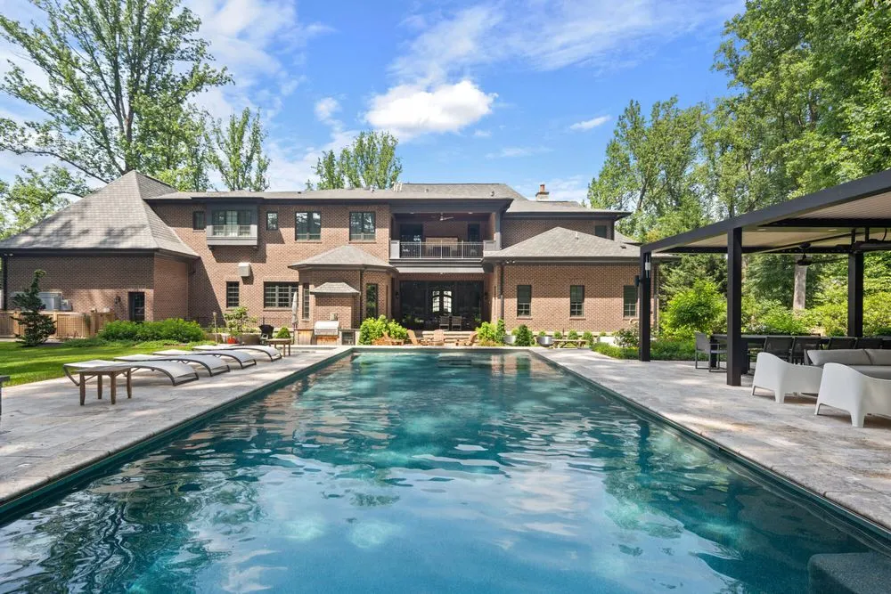 Local yard cleanup service in Sterling, VA - Fine Landscapes