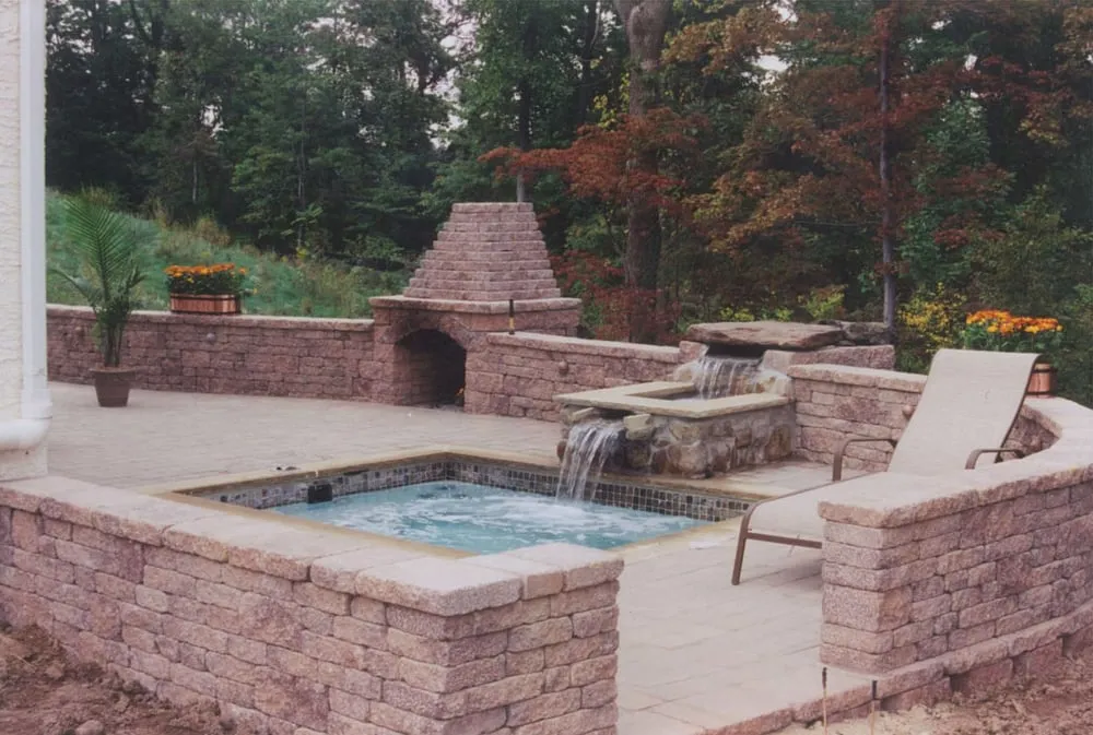 Local outdoor landscaping experts serving Limerick, PA - Fine Lawns & Gardens