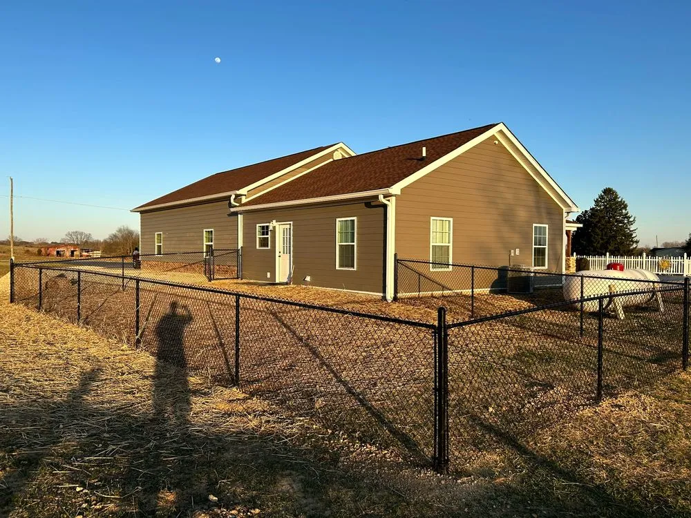 Top-rated lawn mowing service near you across Bowling Green, KY - Fine Line Fencing & landscaping