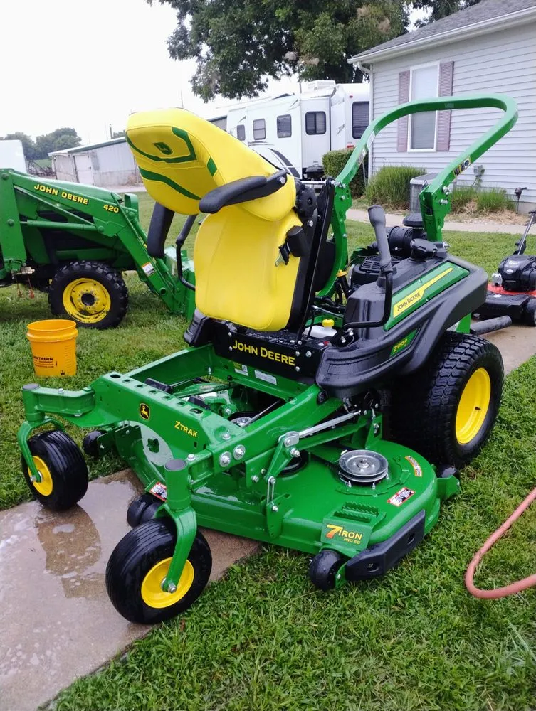 Reliable yard maintenance for outdoor upgrades across New Baden, IL - Fine Line Lawn & Landscape