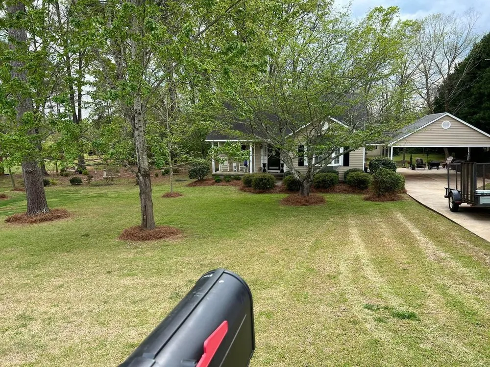 Top-rated lawn mowing service experts serving Greenwood, SC - Fine Line Lawn Care