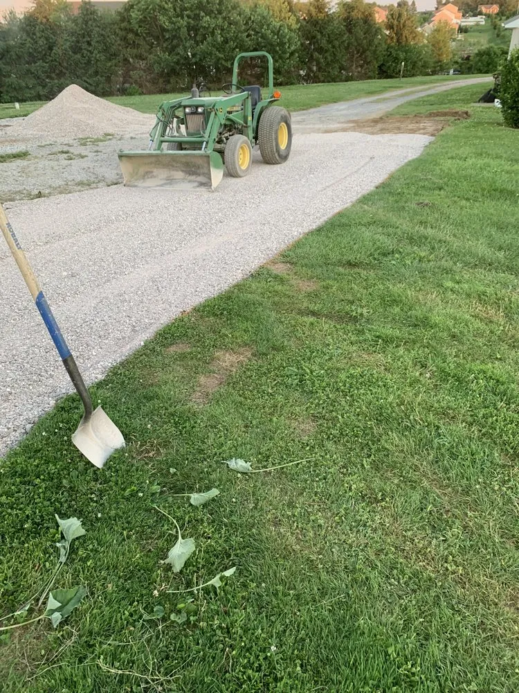 Expert lawn care service experts serving Felton, PA - Fine Line Property Services