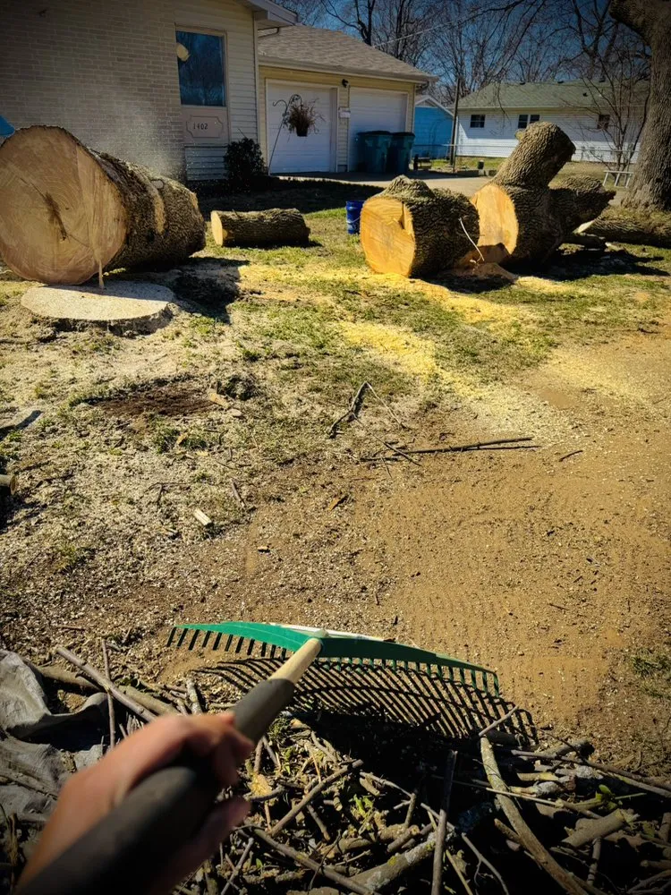 Reliable lawn care service experts serving Battlefield, MO - Fine Trims Landscaping