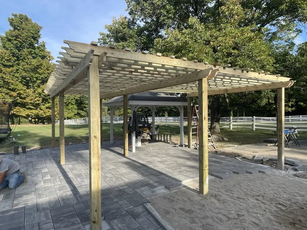 Professional lawn care service experts serving Loveland, OH - Finer Lawn and Landscaping