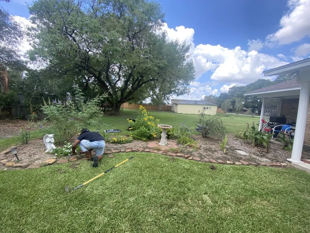 Custom lawn mowing service in El Campo, TX by Finex Lawn Care