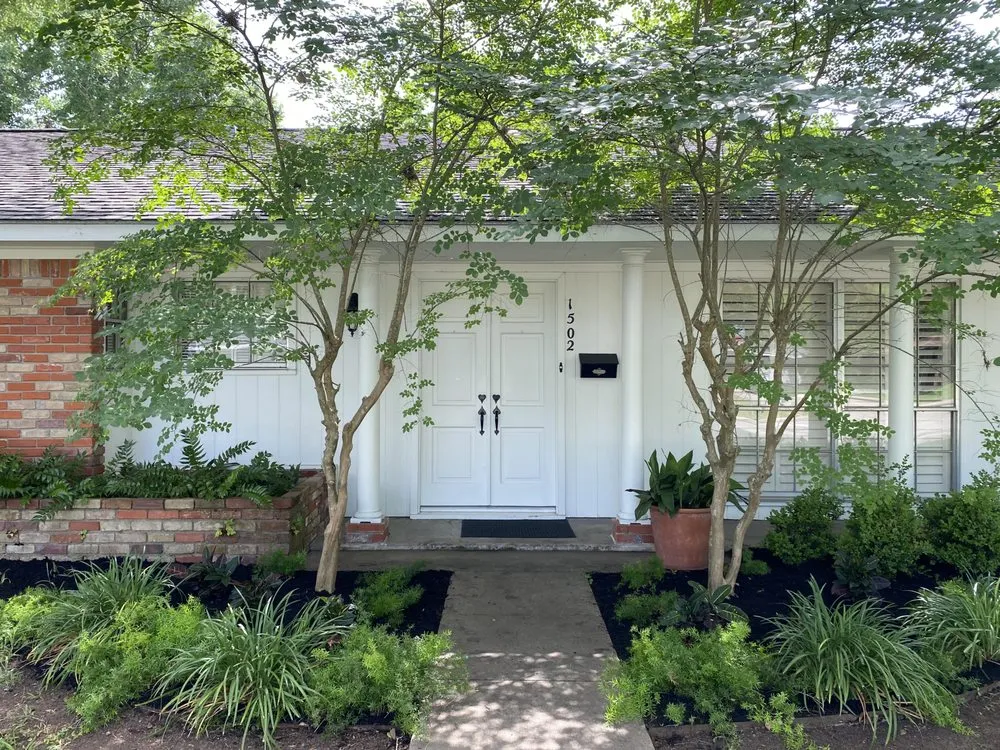 Professional landscape installation experts serving El Campo, TX - Finex Lawn Care