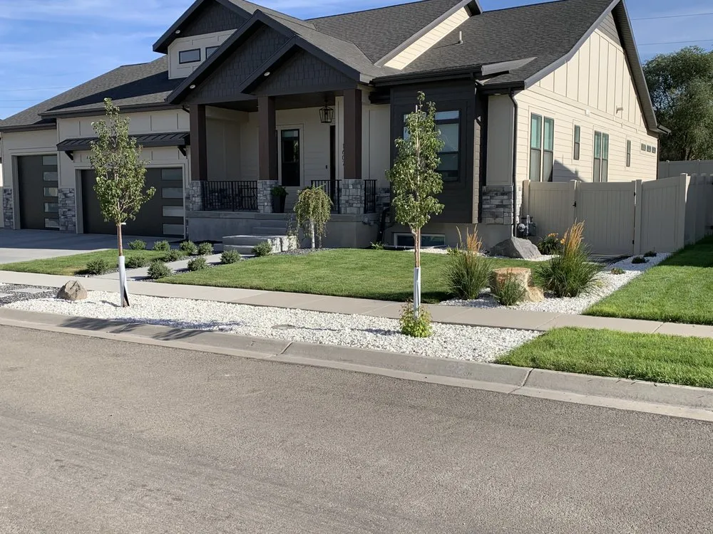 Local lawn care service experts serving Saratoga Springs, UT - Finish Line Sprinklers & Maintenance