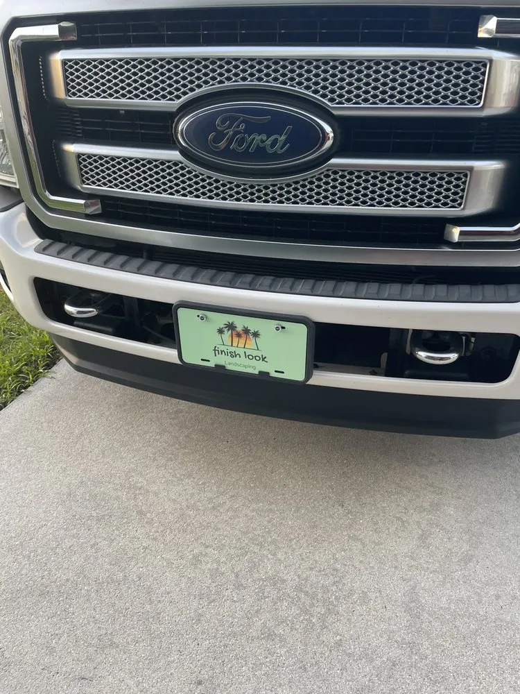 Affordable yard cleanup service in Port St. Lucie, FL by Finish Look Landscaping