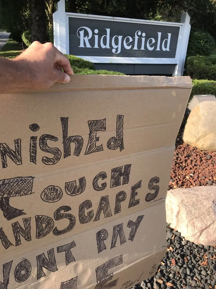 Professional lawn mowing service in Brook Park, OH - Finished Touch Landscapes