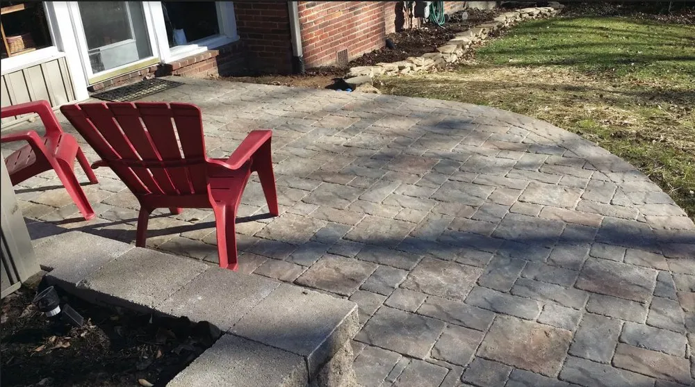 Professional residential landscaping in Saint Charles, MO by Finishing Touch Landscape