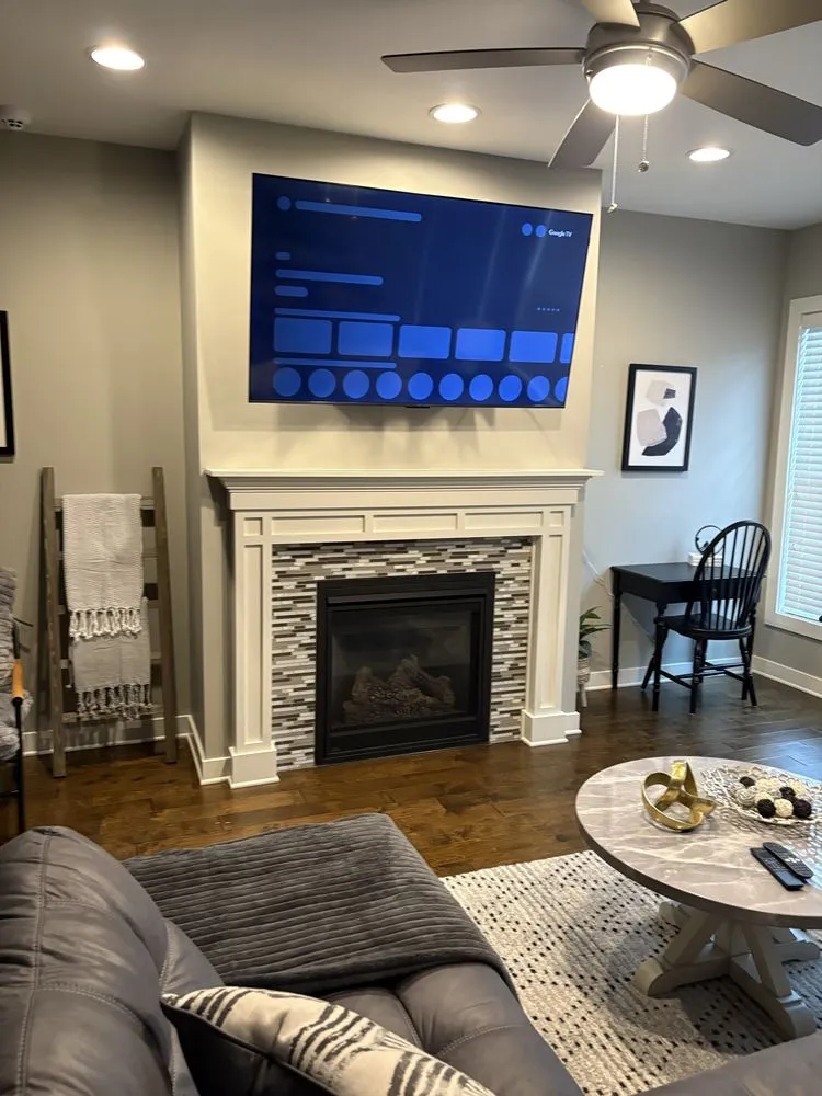 Custom outdoor landscaping in Oakland City, IN by Finishing Touches