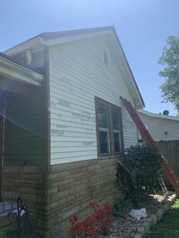 Local landscaping services experts serving Oakland City, IN - Finishing Touches