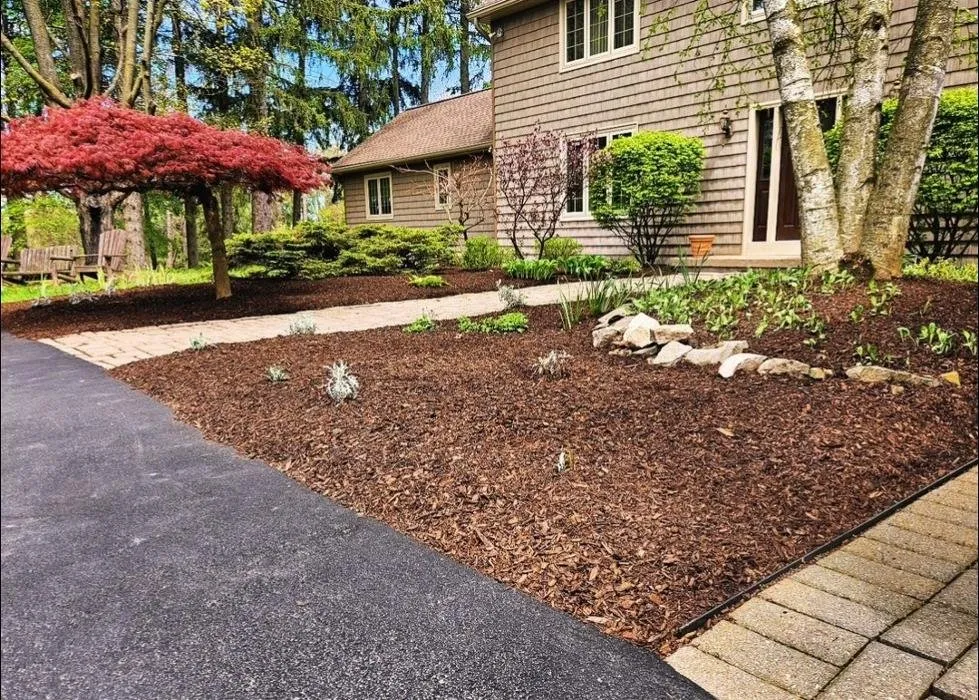 Local lawn mowing service experts serving Victor, NY - Fiorella Lawn & Landscaping