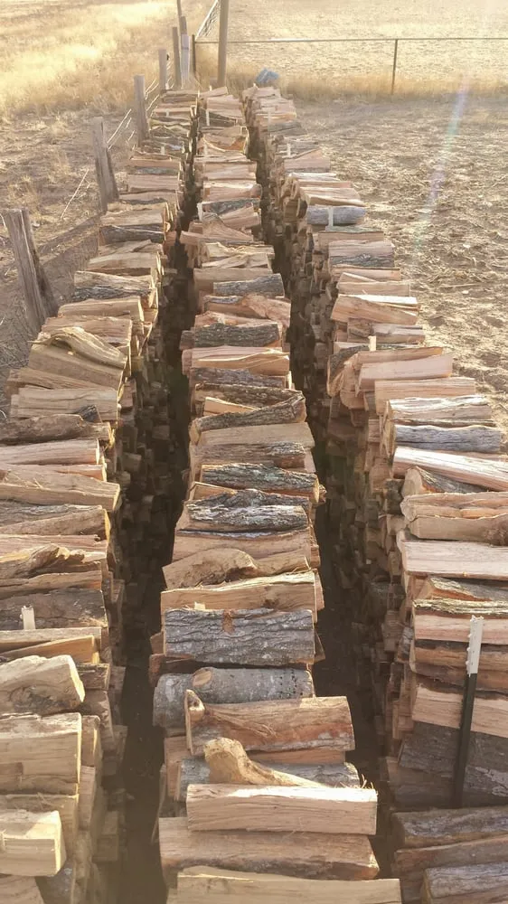 Top-rated residential landscaping experts serving Wolfforth, TX - Fire and Ice Firewood