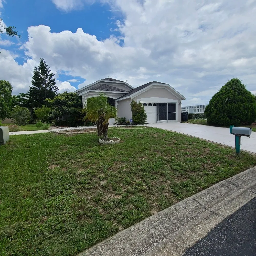 Trusted lawn care service for homes across Davenport, FL - Fire Blades of Florida