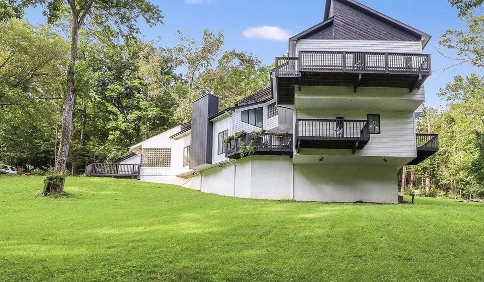 Expert outdoor landscaping experts serving Nashville, TN - Fired Up Lawn Care