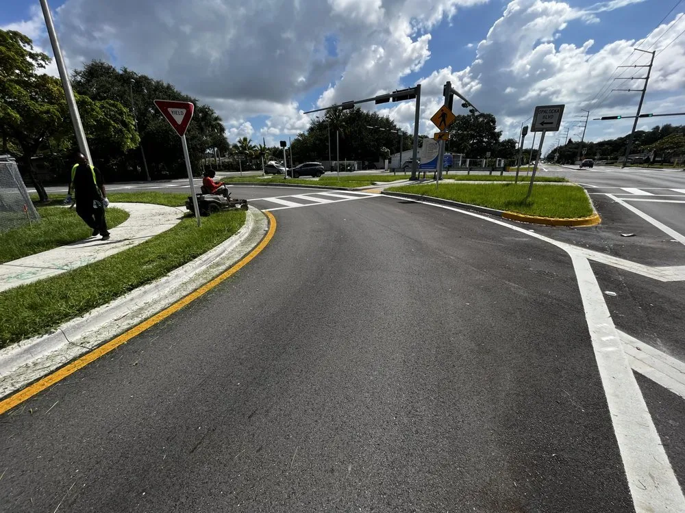 Trusted yard cleanup service for outdoor upgrades across Miami Shores, FL - First Choice Landscaping