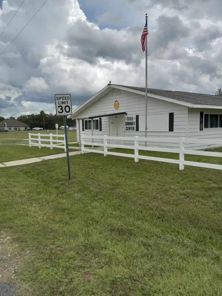 Custom yard maintenance for beautiful yards in Ocklawaha, FL by First Choice Lawn and Home Care