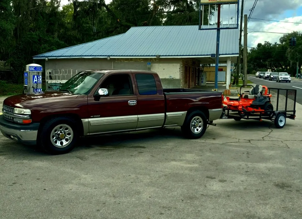 Custom lawn mowing service with custom design across Ocklawaha, FL - First Choice Lawn and Home Care