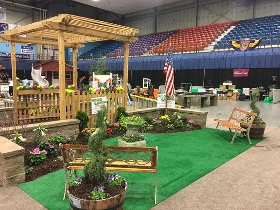 Top-rated lawn care service for outdoor upgrades across Shreveport, LA - First Choice Lawn Care