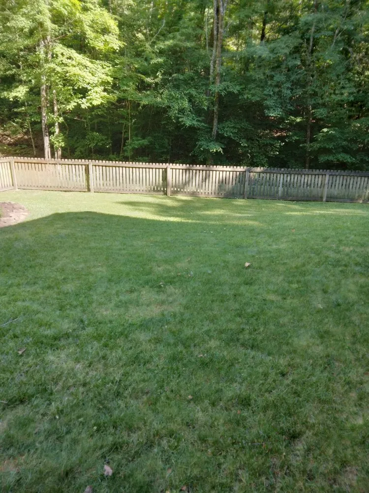 Professional garden landscaping experts serving Rockford, TN - First Choice Lawncare