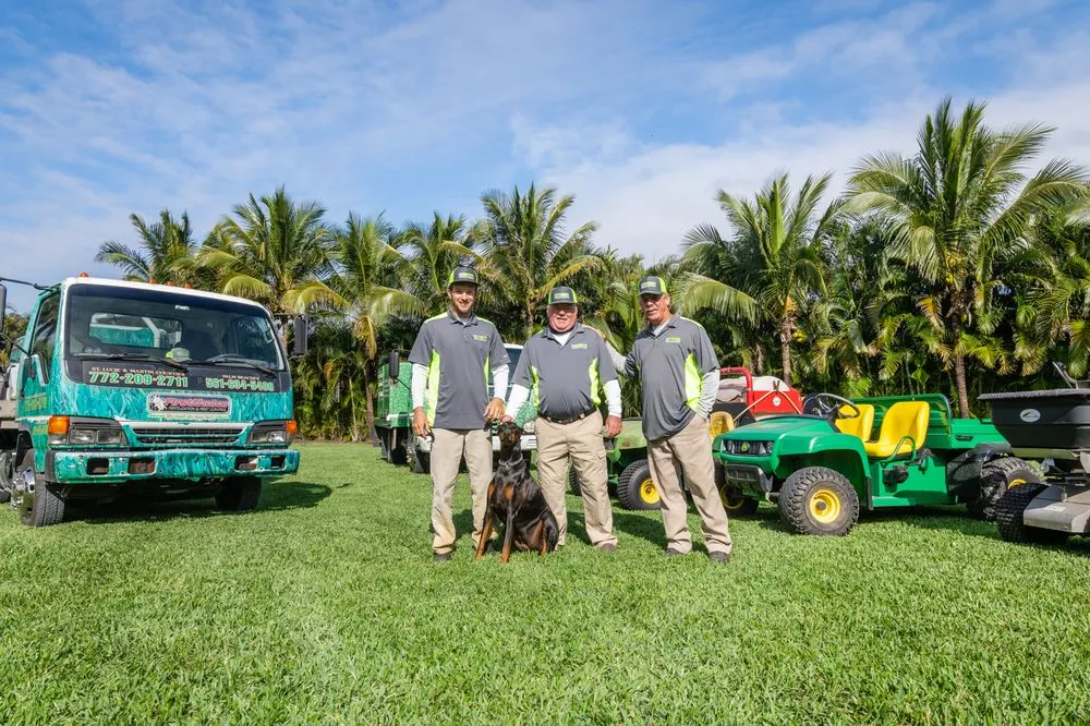 Professional lawn care service experts serving Loxahatchee, FL - First Choice