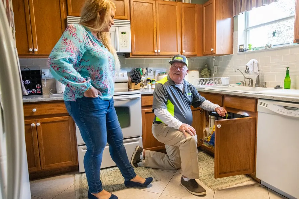 Trusted lawn care service experts serving Loxahatchee, FL - First Choice