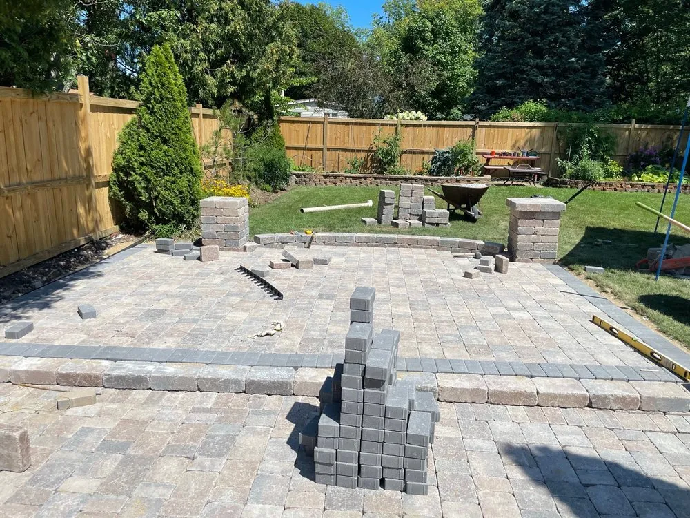 Affordable residential landscaping experts serving North Chicago, IL - First choice