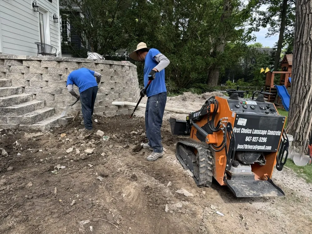 Custom lawn care service experts serving North Chicago, IL - First choice