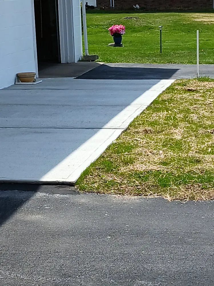 Top-rated landscape design in Altoona, PA by First Class Construction