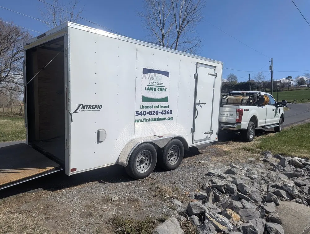 Expert yard cleanup service in Bridgewater, VA - First Class Lawn Care