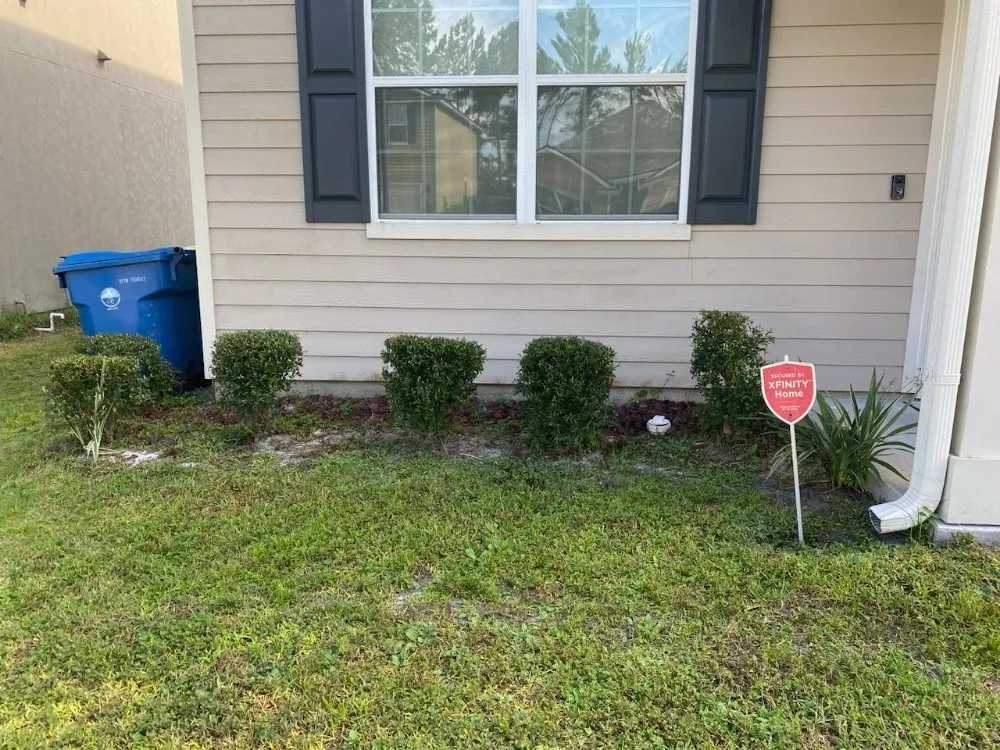 Professional yard cleanup service for residential properties across Jacksonville, FL - First Cut Lawn Service