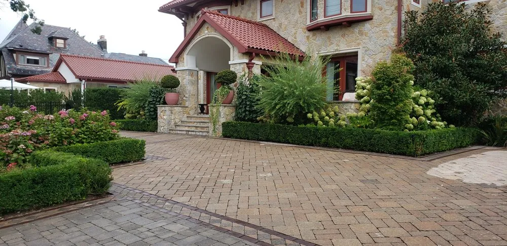 Affordable landscape design for beautiful yards in Woodmere, NY by First in class landscape