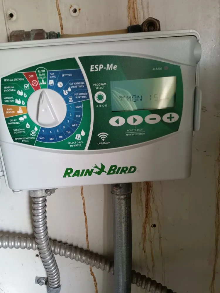 Local lawn care service experts serving Omaha, NE - First Lawncare Service