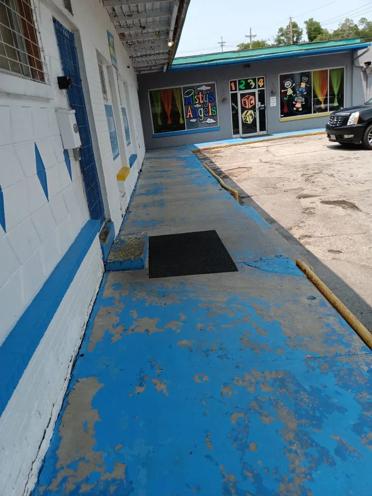 Expert lawn mowing service near you across Omaha, NE - First Lawncare Service