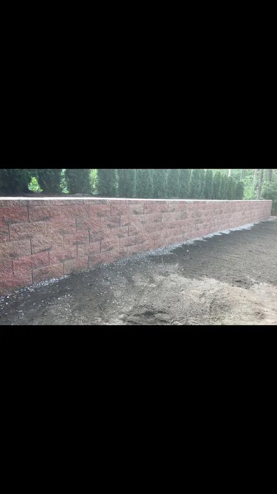 Top-rated garden landscaping in Waterford, MI by First Oakland Lawn and Snow