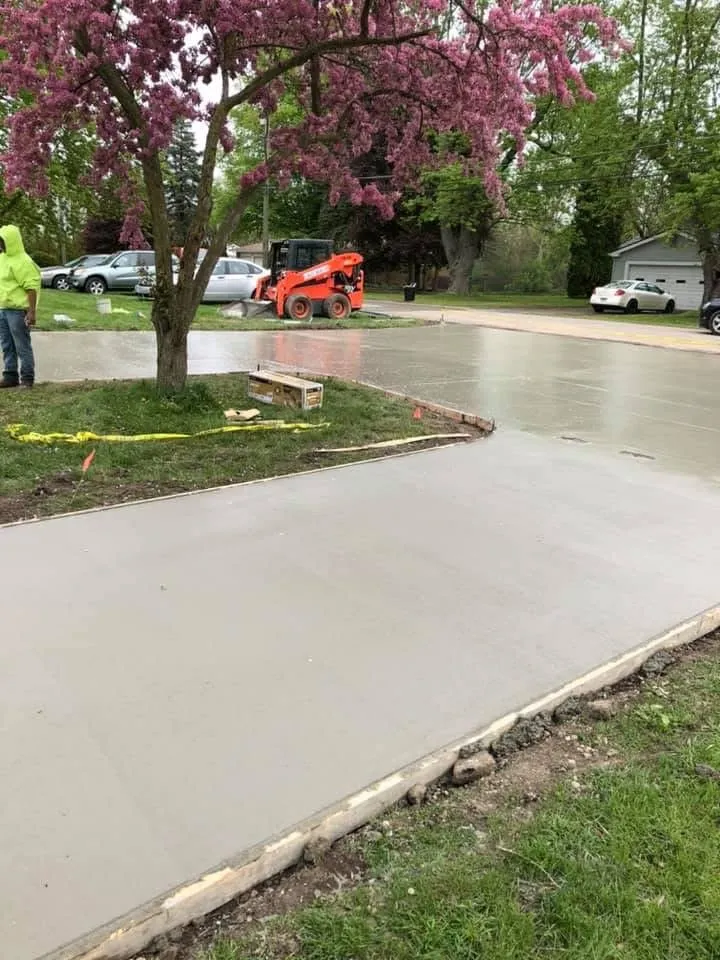 Expert landscaping services in Waterford, MI - First Oakland Lawn and Snow