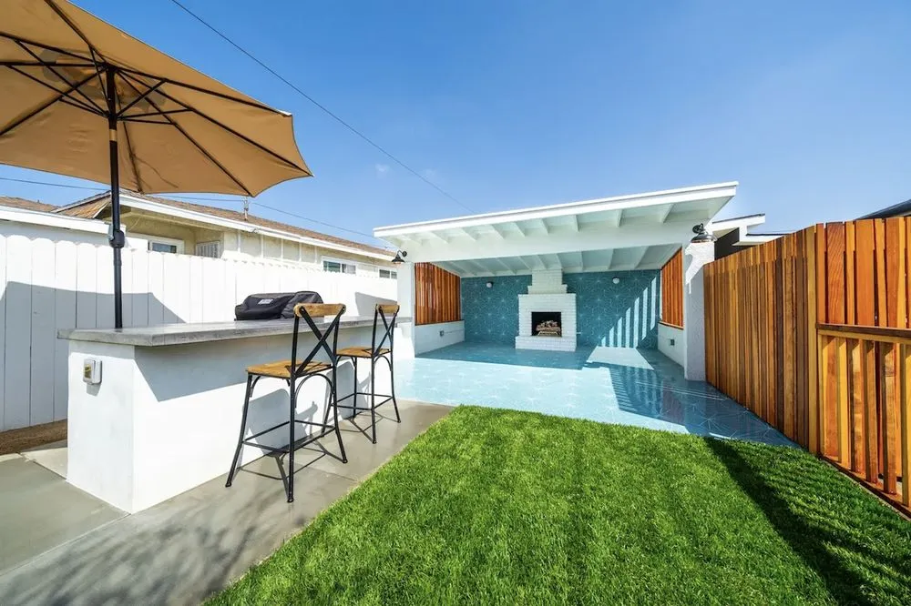 Custom landscaping services for residential properties in Los Angeles, CA by First Point Landscapes