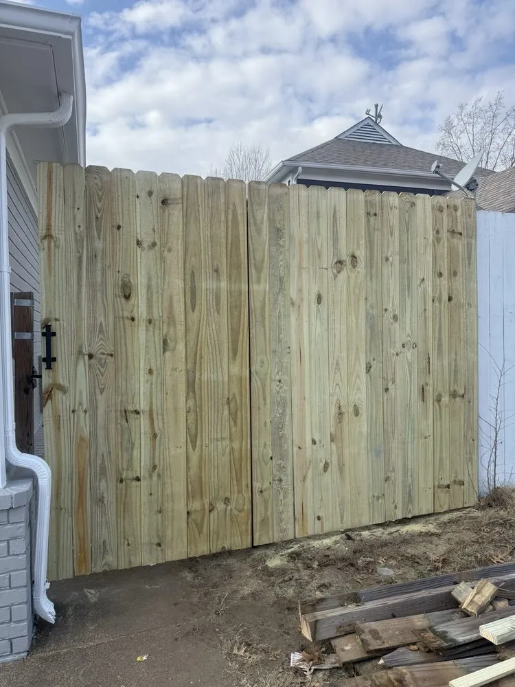 Custom yard cleanup service with custom design in Olive Branch, MS by First Responder Outdoor Construction