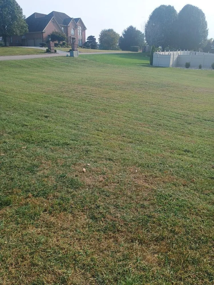 Top-rated yard maintenance in Clinton, TN - First Responders Lawn Care